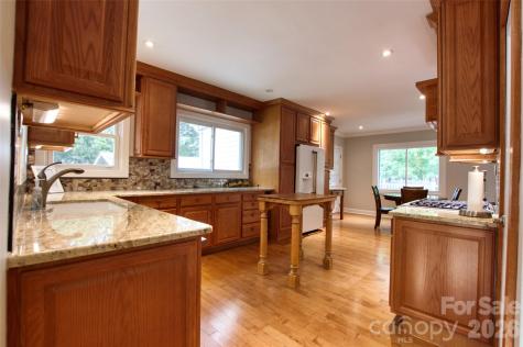 204 Clinton Avenue Clover SC 29710