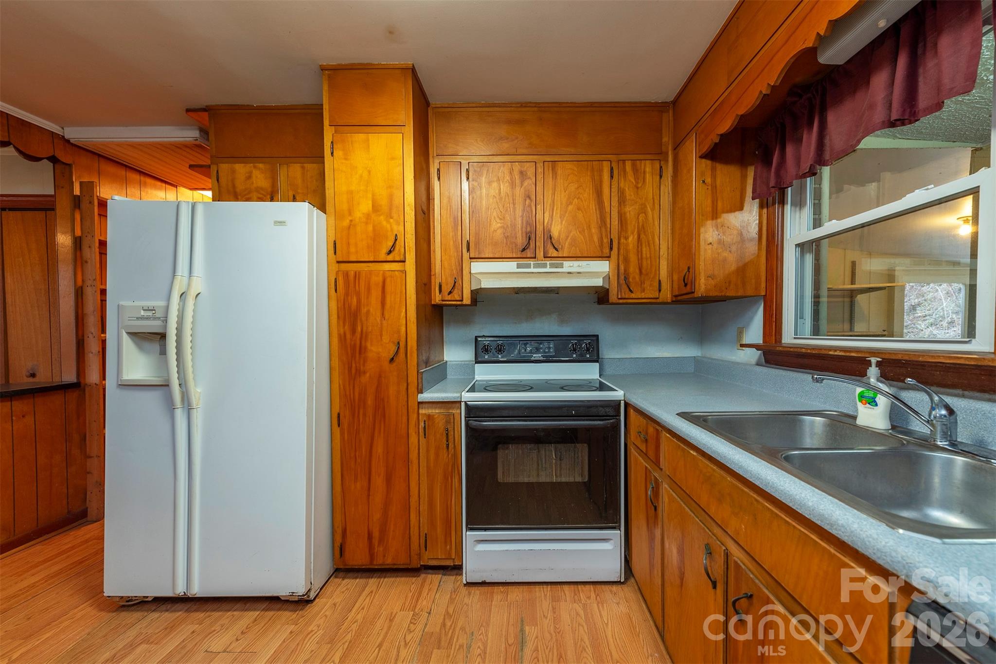 175 & 179 River Lane Canton NC 28716