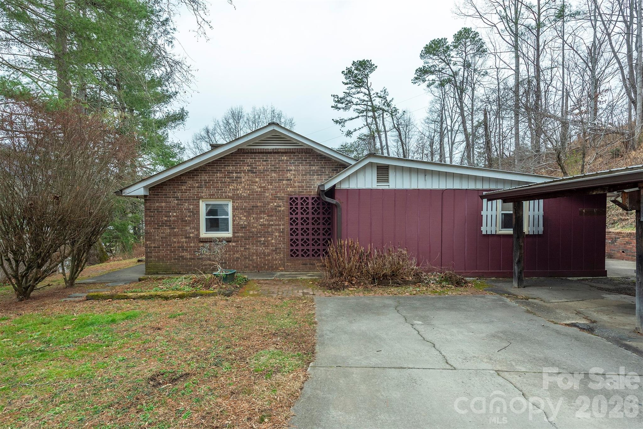 175 & 179 River Lane Canton NC 28716