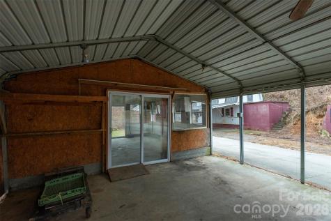 175 & 179 River Lane Canton NC 28716