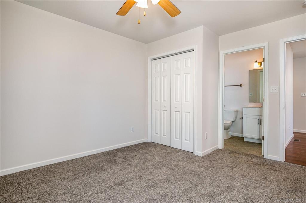 16 Yarrow Meadow Road Weaverville NC 28787