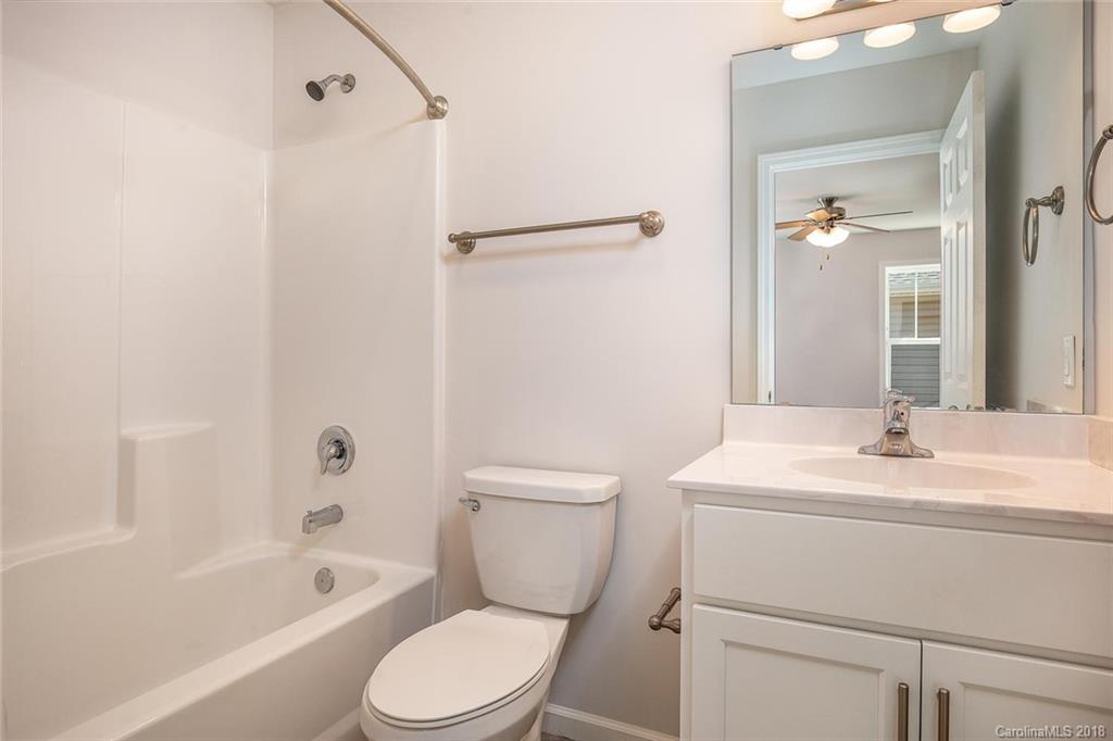 16 Yarrow Meadow Road Weaverville NC 28787