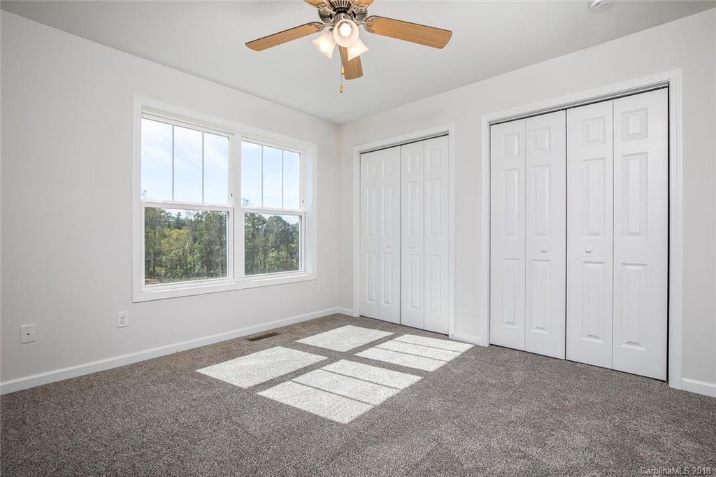 16 Yarrow Meadow Road Weaverville NC 28787