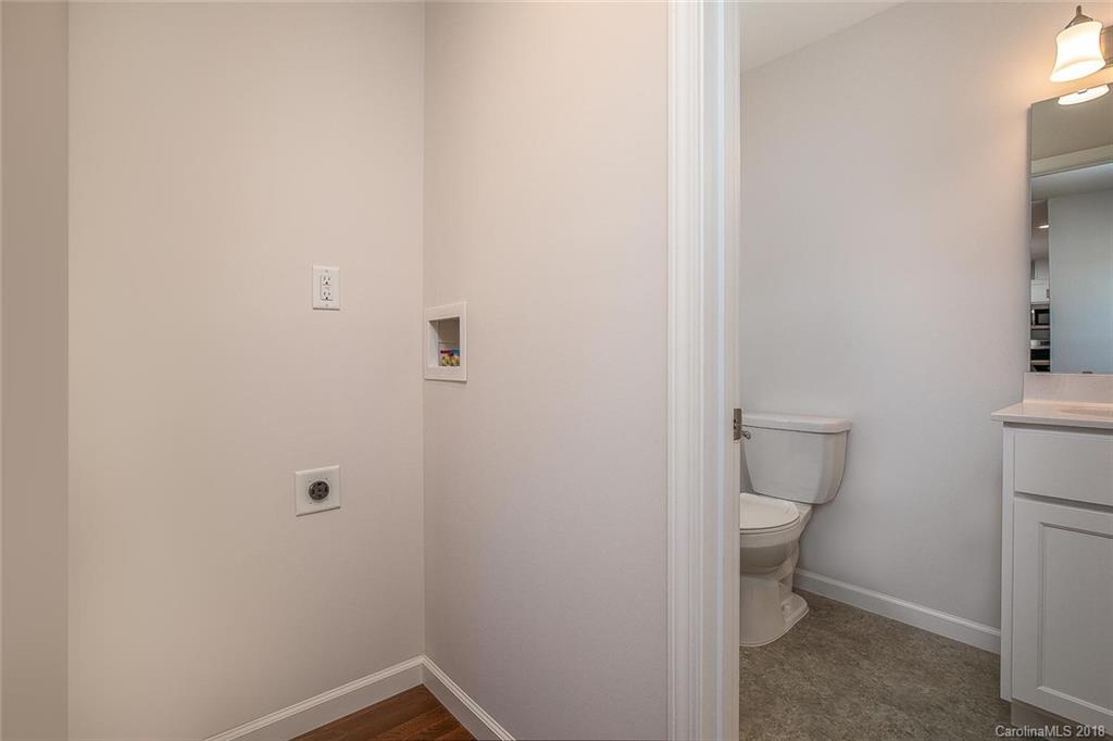 16 Yarrow Meadow Road Weaverville NC 28787