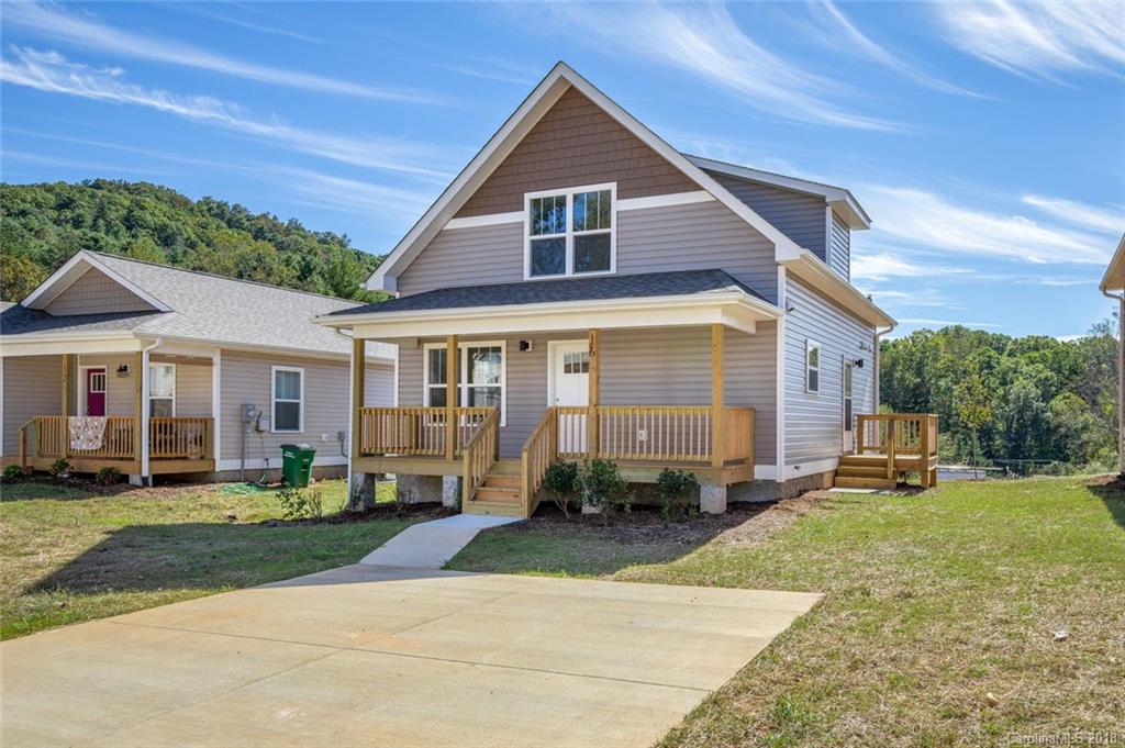 16 Yarrow Meadow Road Weaverville NC 28787