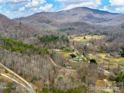 1230 Terrys Gap Road Hendersonville NC 28792
