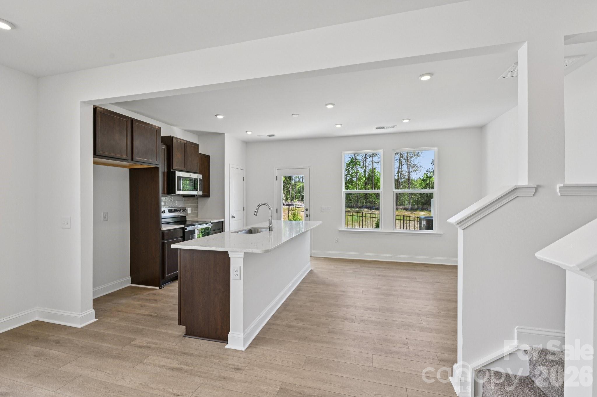 7635 Ethora Way Charlotte NC 28216