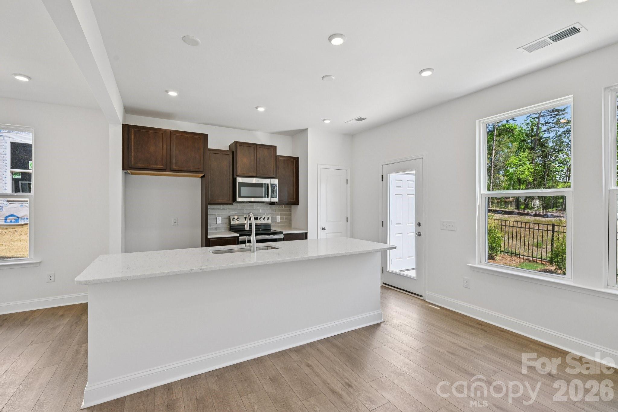 7635 Ethora Way Charlotte NC 28216