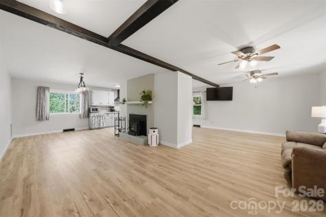 1108 Delwood Drive SW Lenoir NC 28645