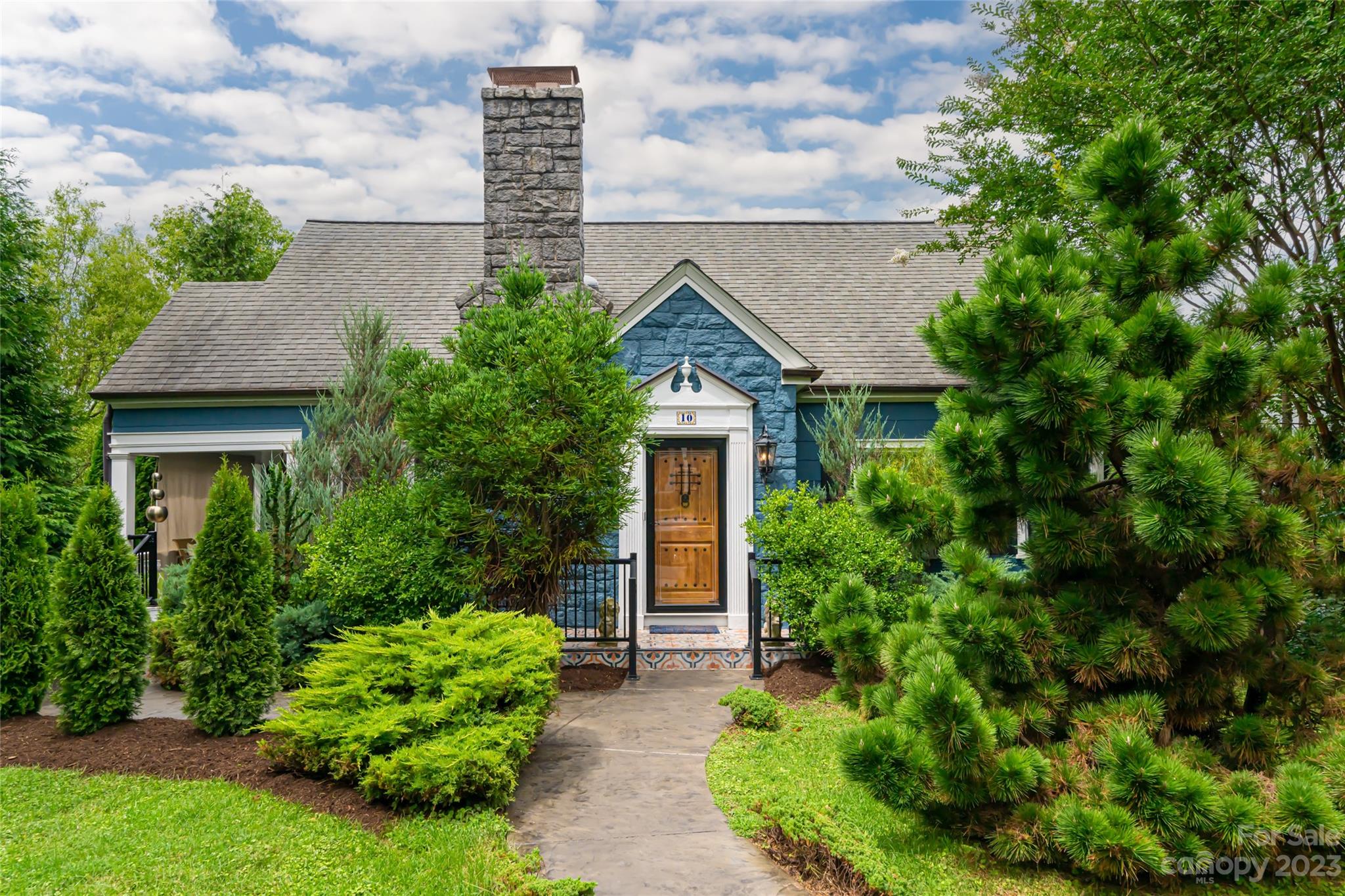 10 Lorraine Avenue Asheville NC 28804