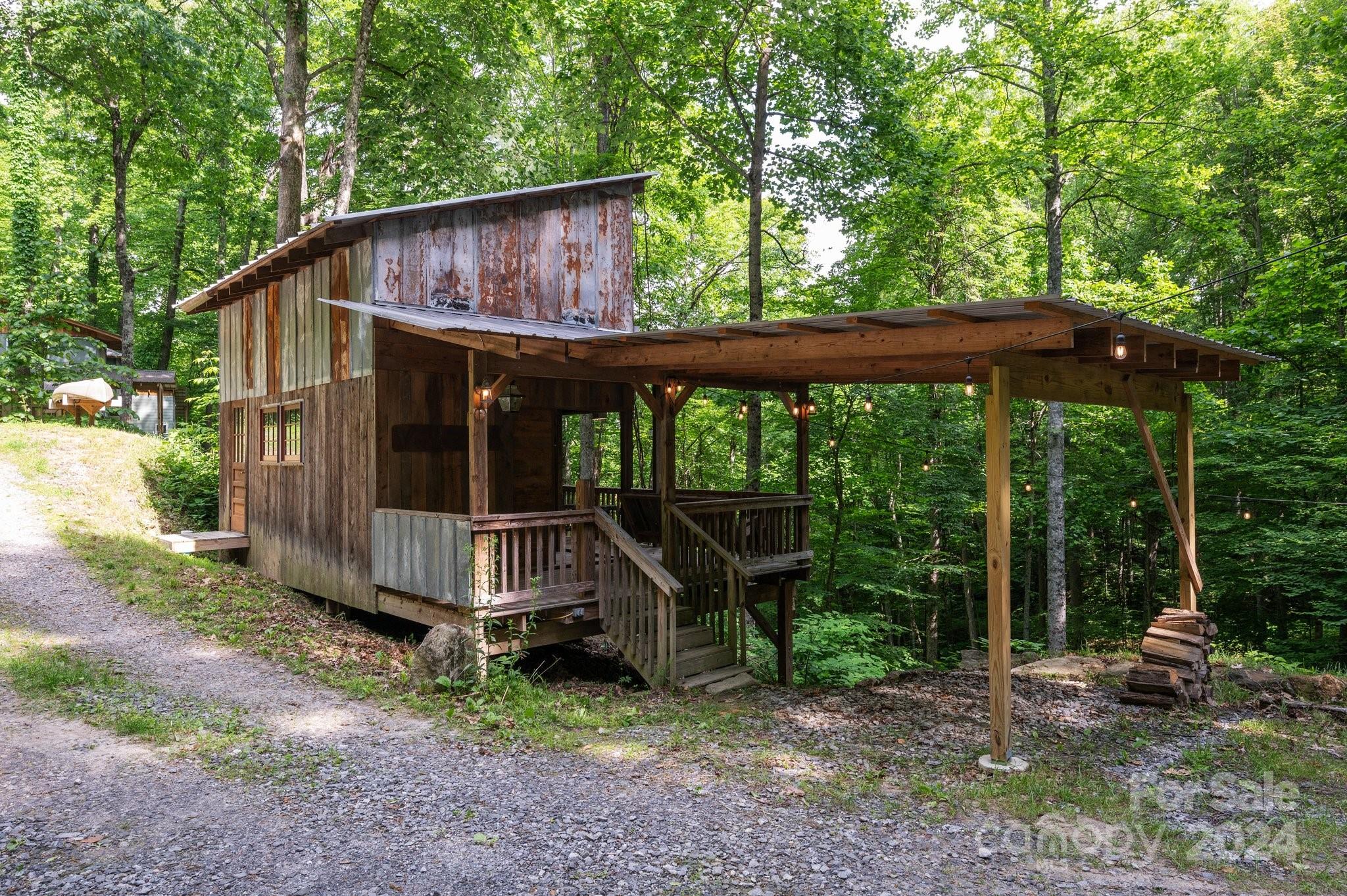 62 Will Campbell Road Swannanoa NC 28778