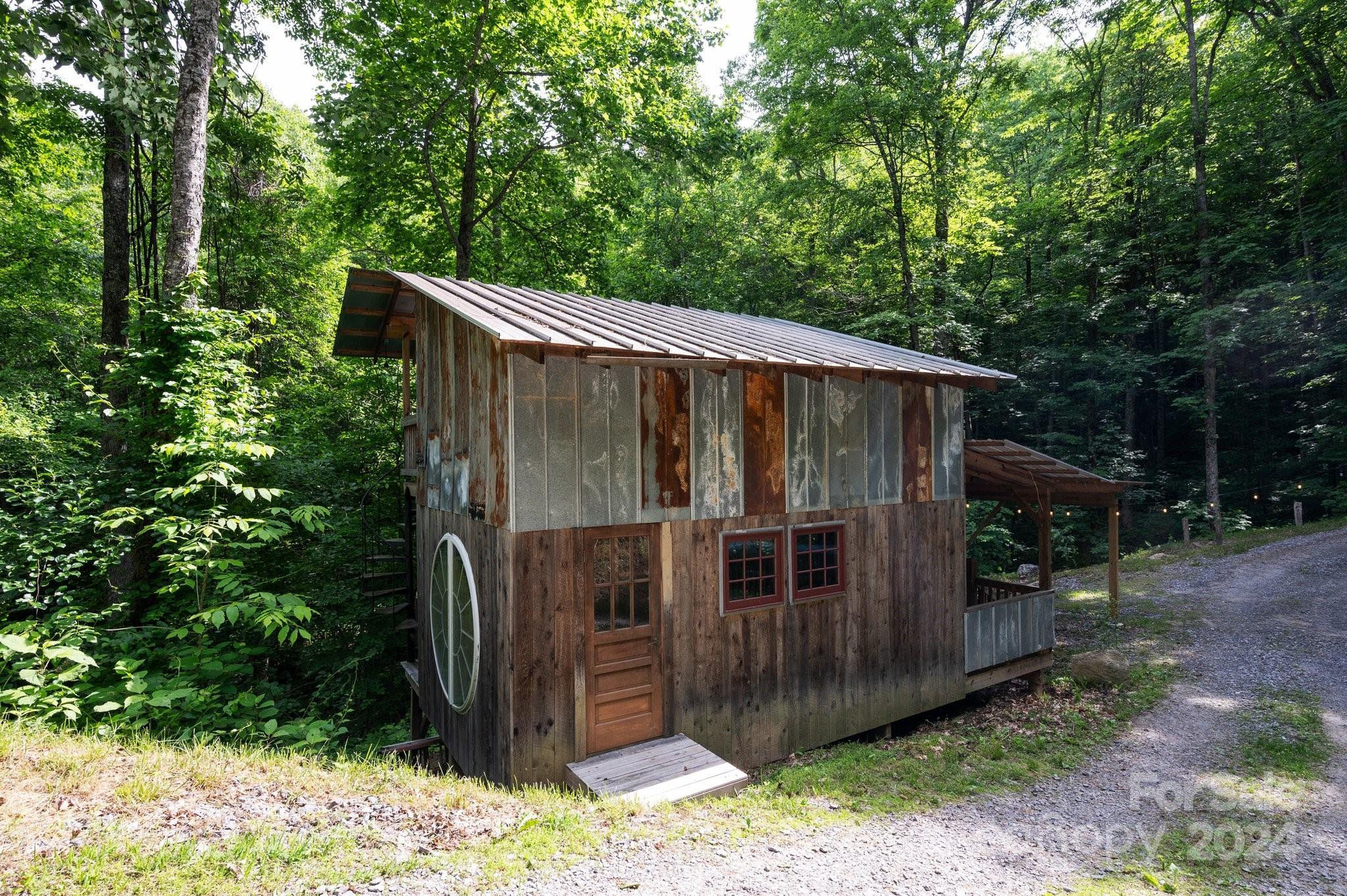 62 Will Campbell Road Swannanoa NC 28778