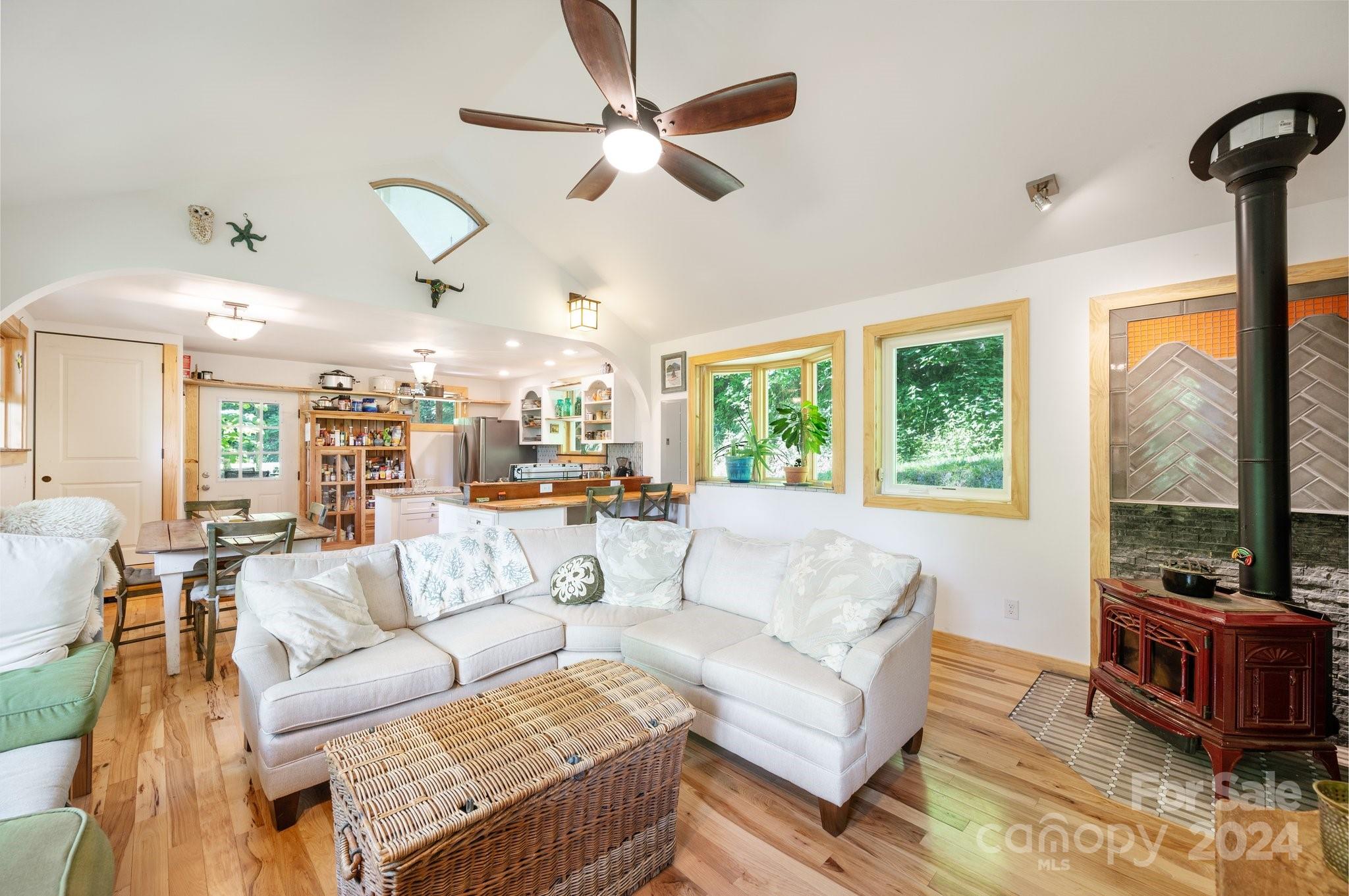 62 Will Campbell Road Swannanoa NC 28778