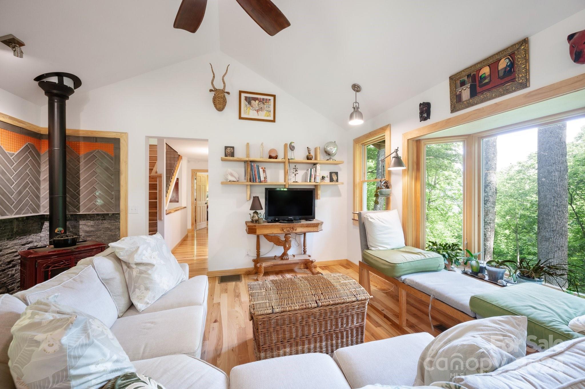 62 Will Campbell Road Swannanoa NC 28778