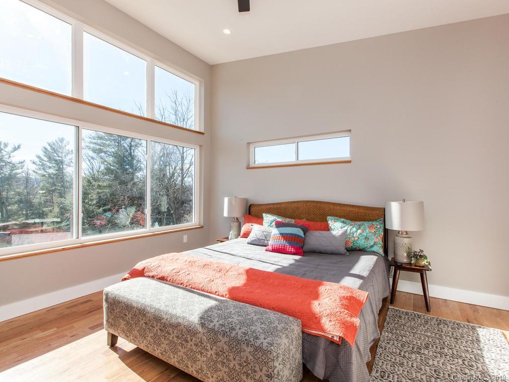 46 Baker Place Asheville NC 28806