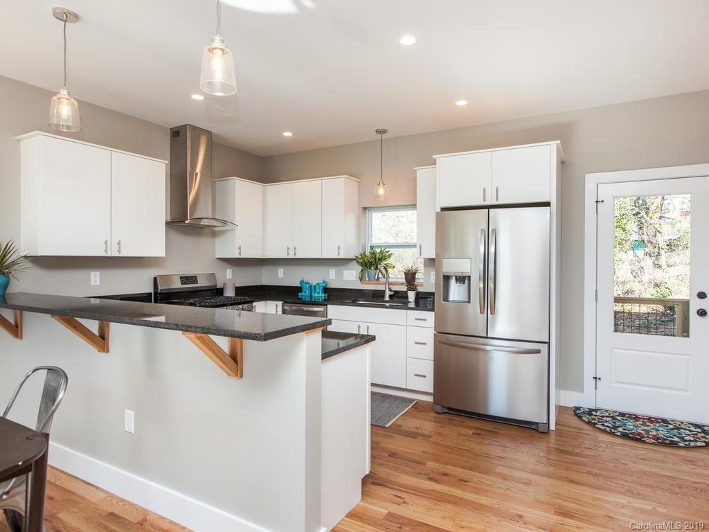 46 Baker Place Asheville NC 28806