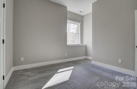 147 Northbend Drive Asheville NC 28804