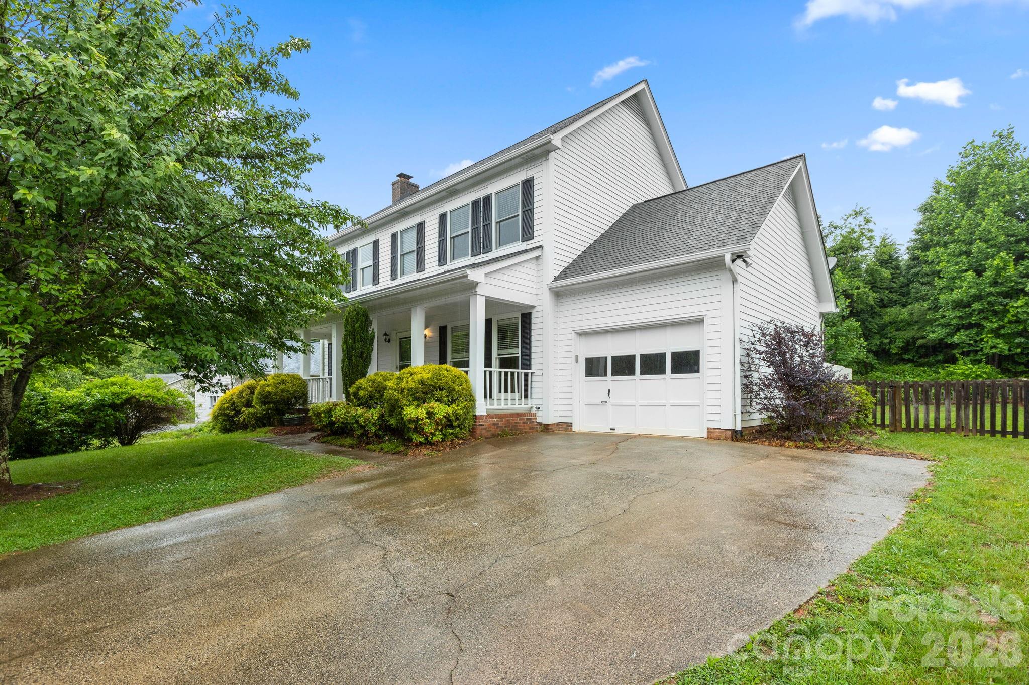 16 Trappers Run Drive Asheville NC 28805