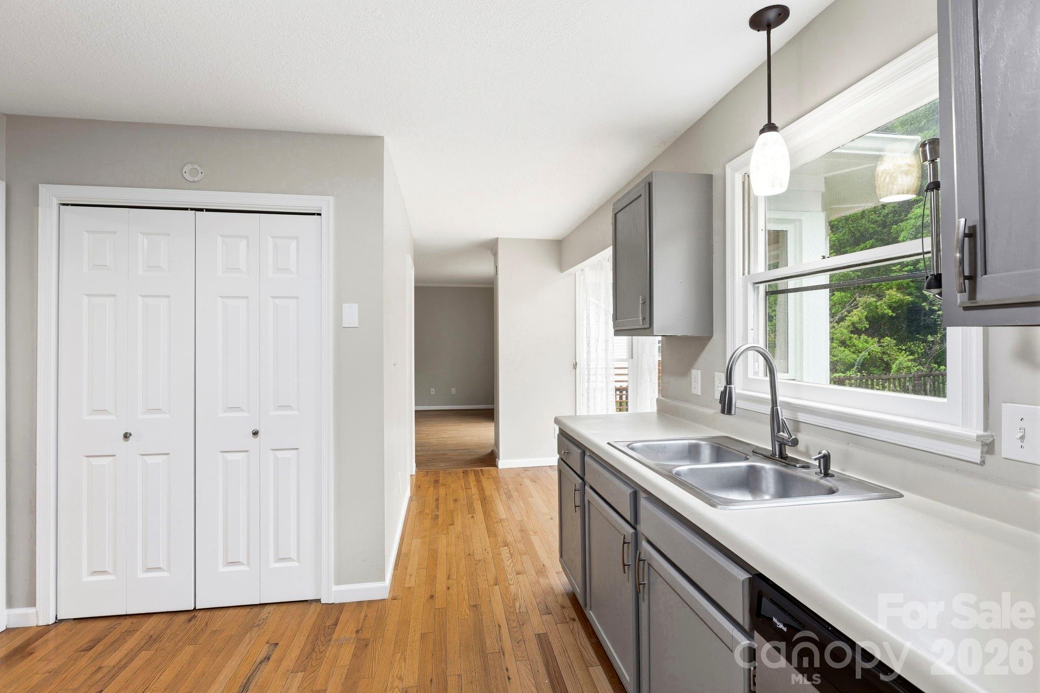 16 Trappers Run Drive Asheville NC 28805