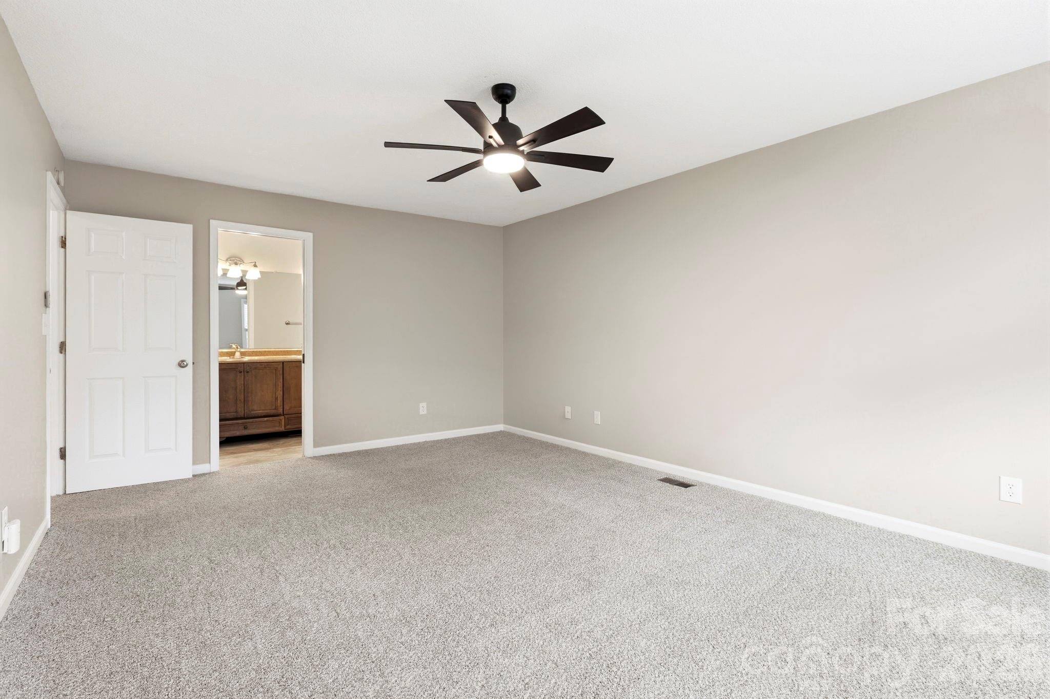 16 Trappers Run Drive Asheville NC 28805
