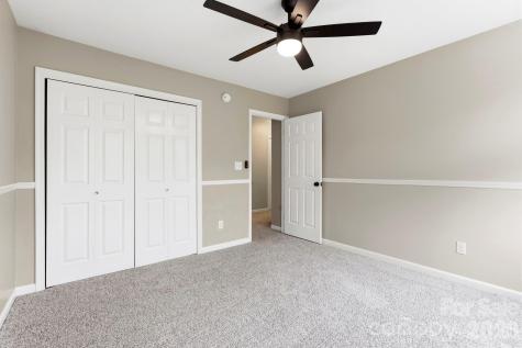 16 Trappers Run Drive Asheville NC 28805