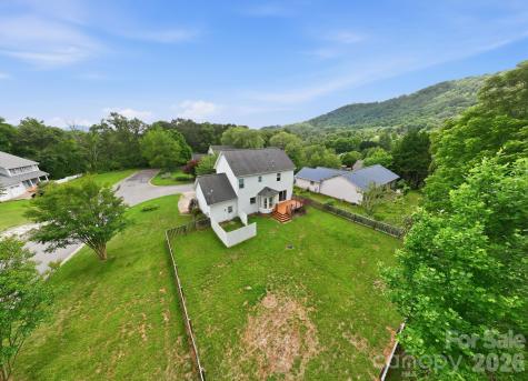 16 Trappers Run Drive Asheville NC 28805