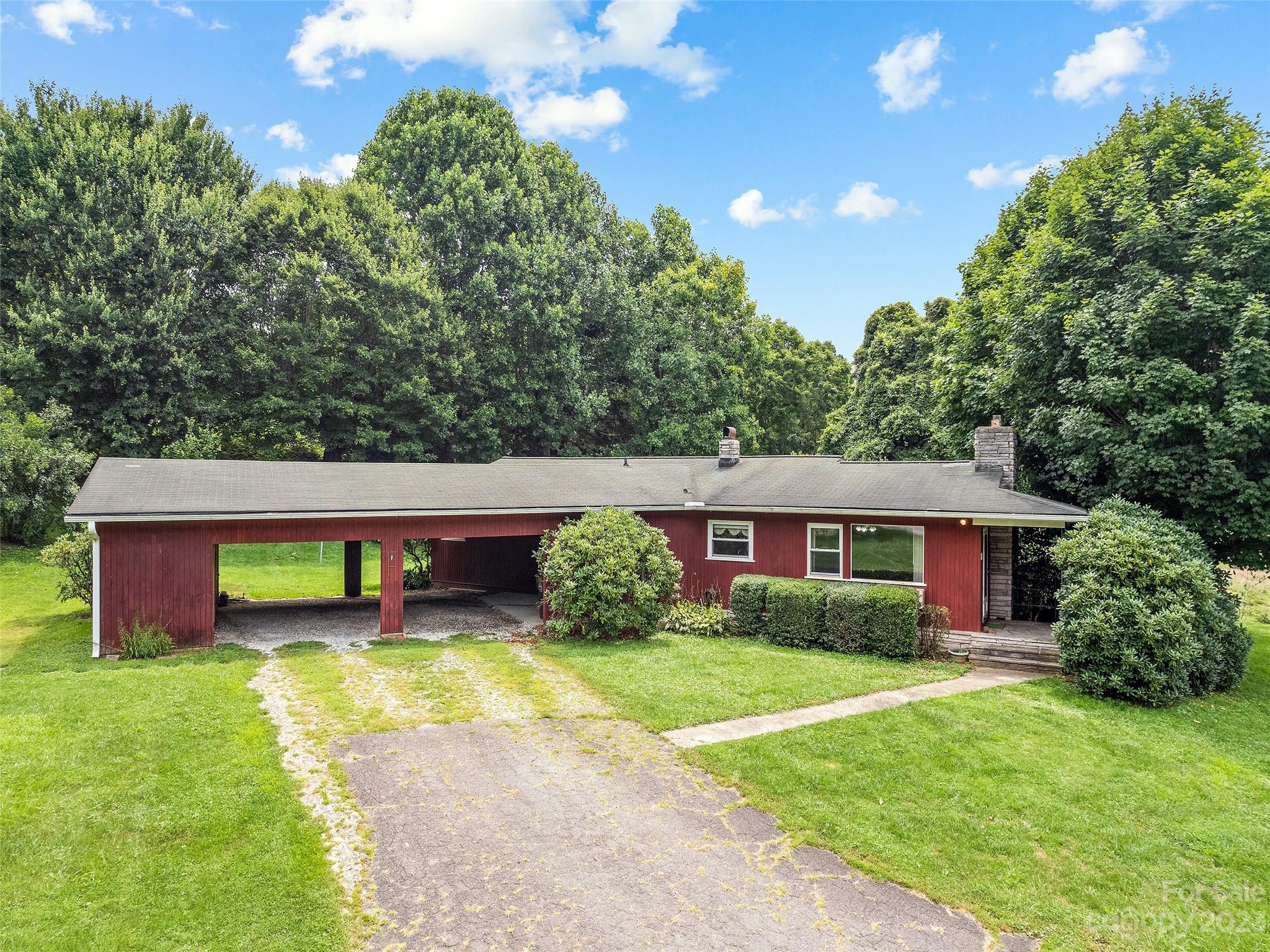 236 Reinertson Drive Waynesville NC 28786