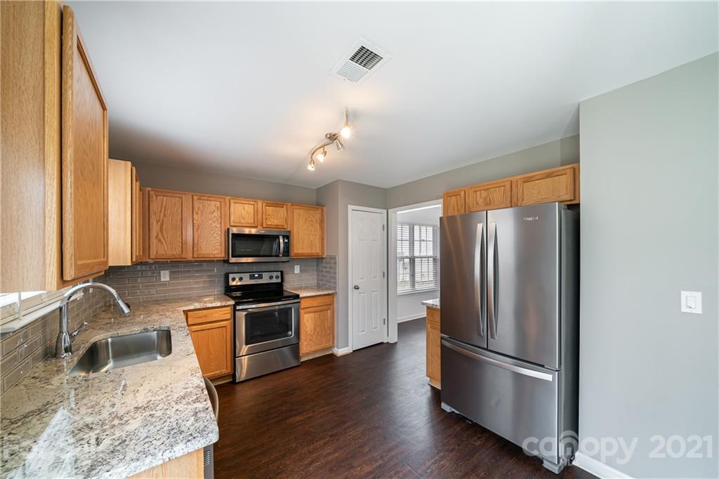 2162 Cindy Creek Lane Charlotte NC 28216