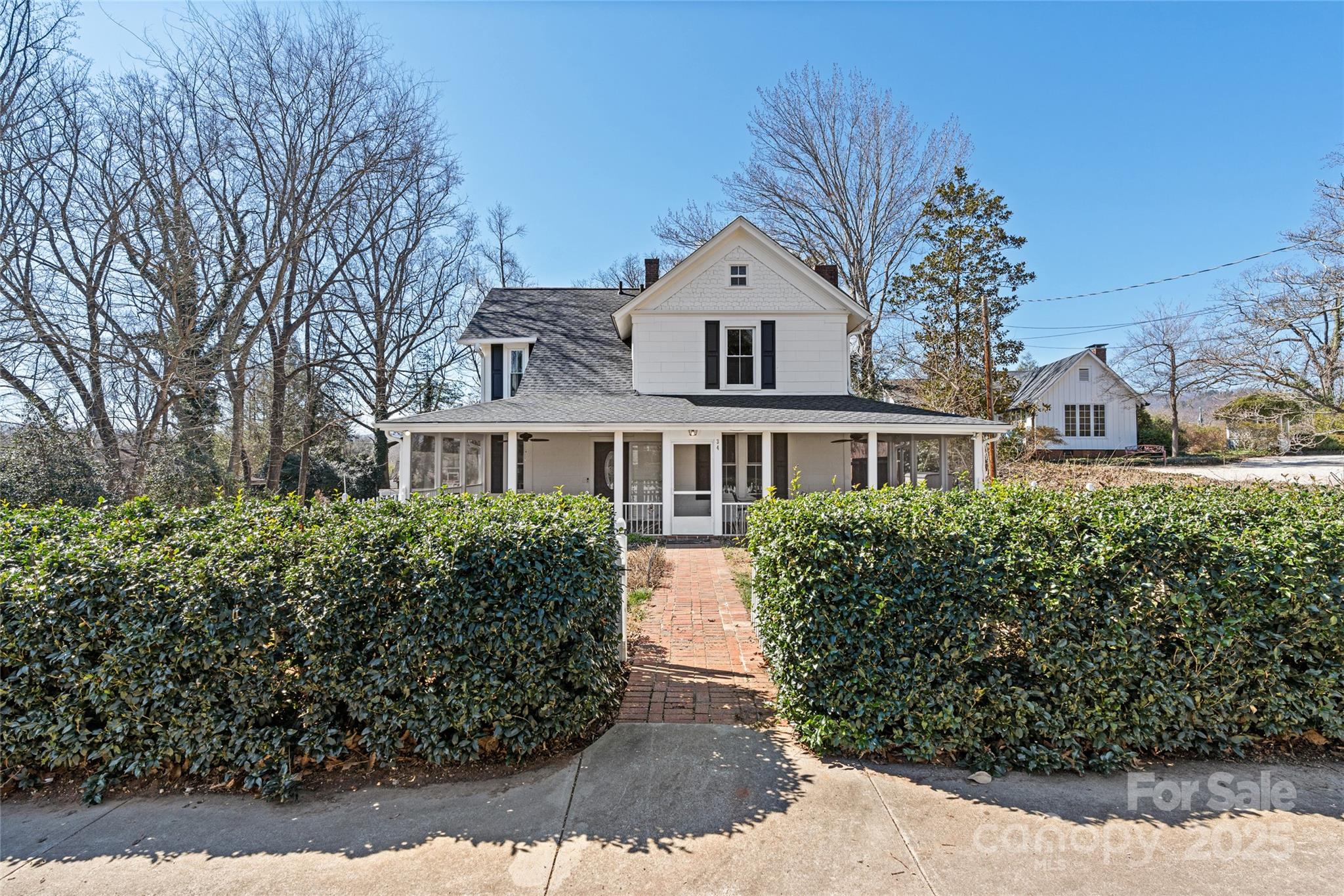 34 Broadway Avenue Tryon NC 28782