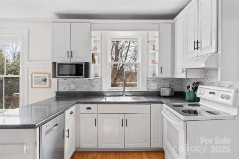 34 Broadway Avenue Tryon NC 28782