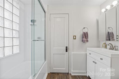 34 Broadway Avenue Tryon NC 28782