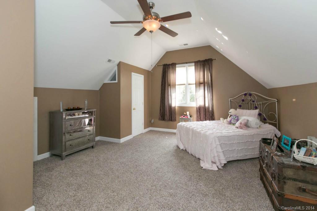 12475 Preservation Pointe Drive Charlotte NC 28216