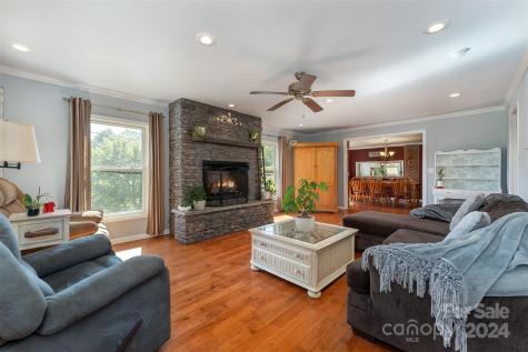 1551 Turnpike Road Canton NC 28716