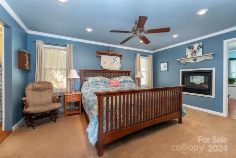 1551 Turnpike Road Canton NC 28716