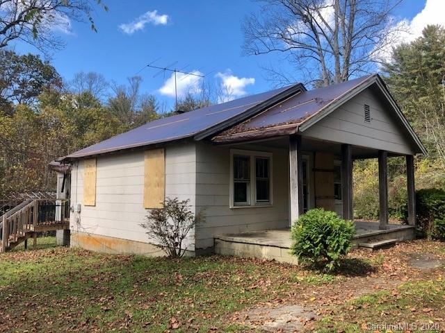 136 Whitaker Road Fairview NC 28730