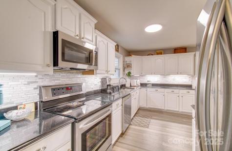 110 Spring Path Hendersonville NC 28739