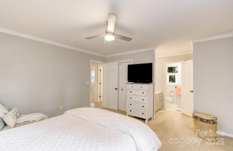 110 Spring Path Hendersonville NC 28739