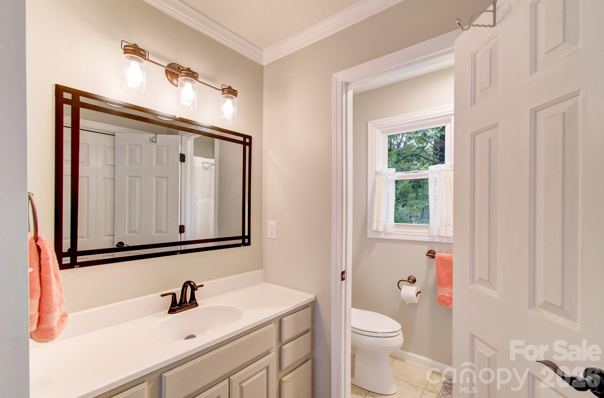 110 Spring Path Hendersonville NC 28739