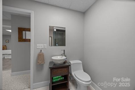 110 Spring Path Hendersonville NC 28739