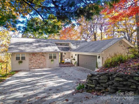 110 Spring Path Hendersonville NC 28739