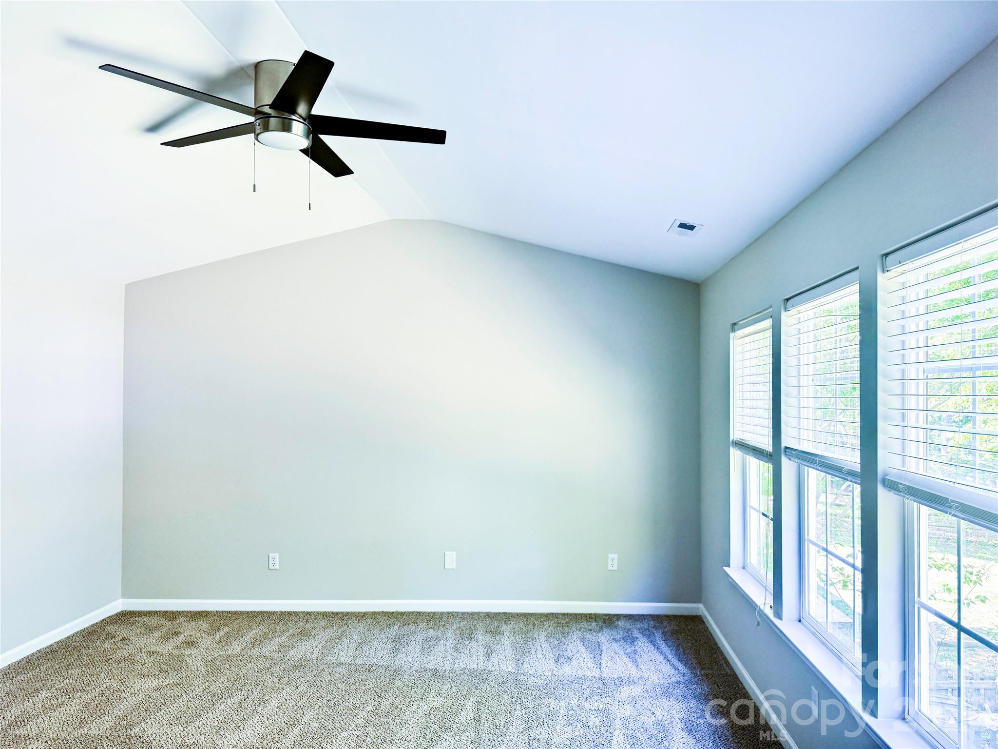 7519 Eurostar Drive Charlotte NC 28213