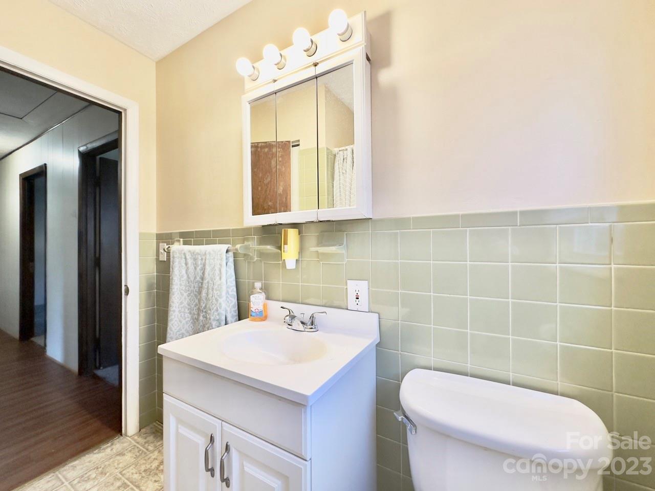 306 Hawthorne Avenue Swannanoa NC 28778