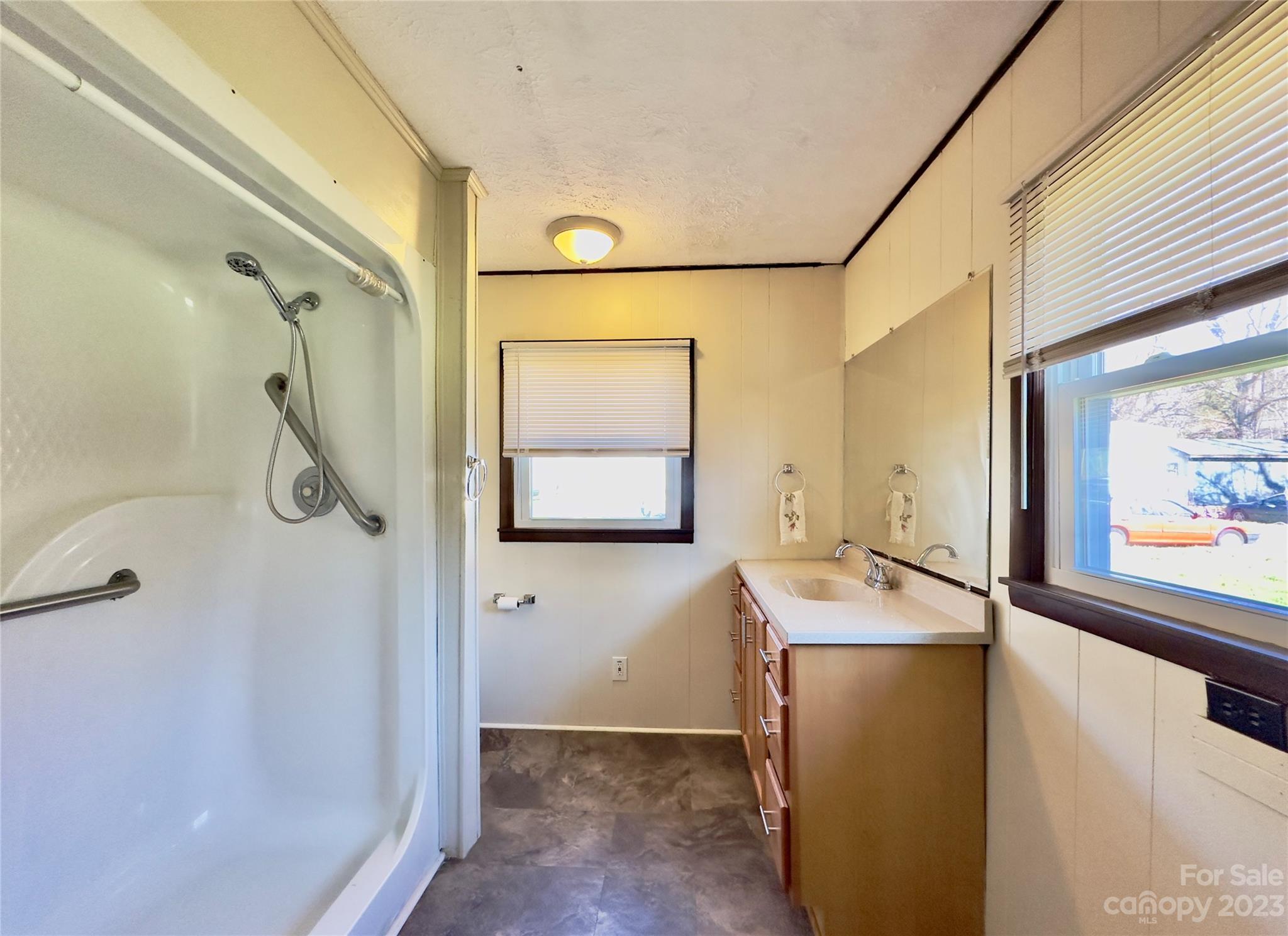 306 Hawthorne Avenue Swannanoa NC 28778