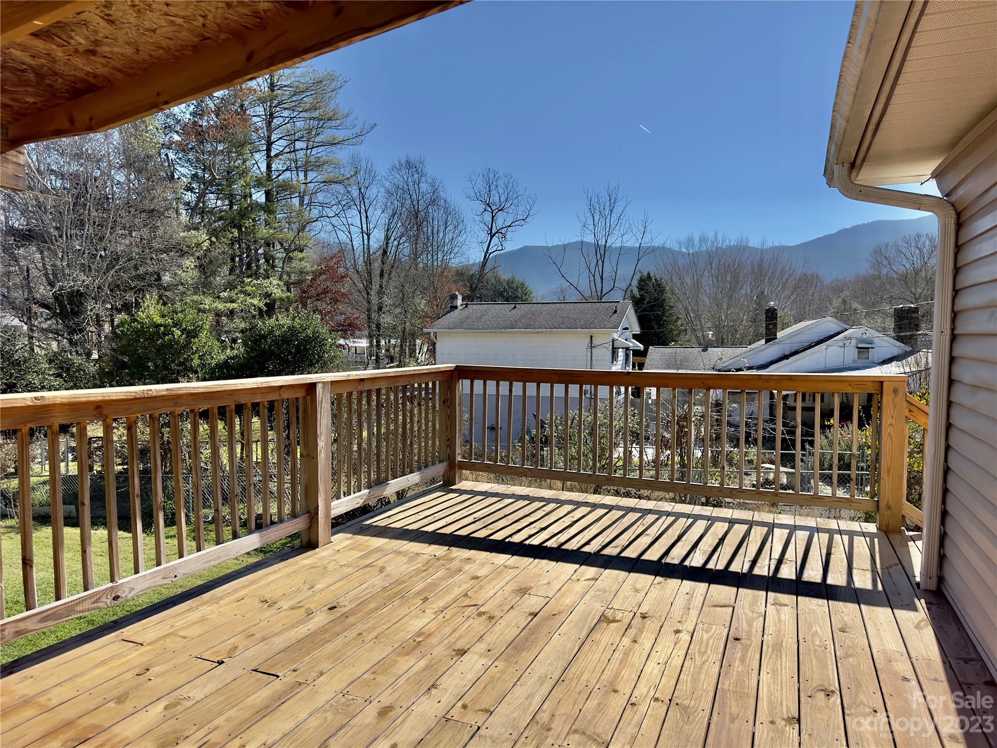 306 Hawthorne Avenue Swannanoa NC 28778