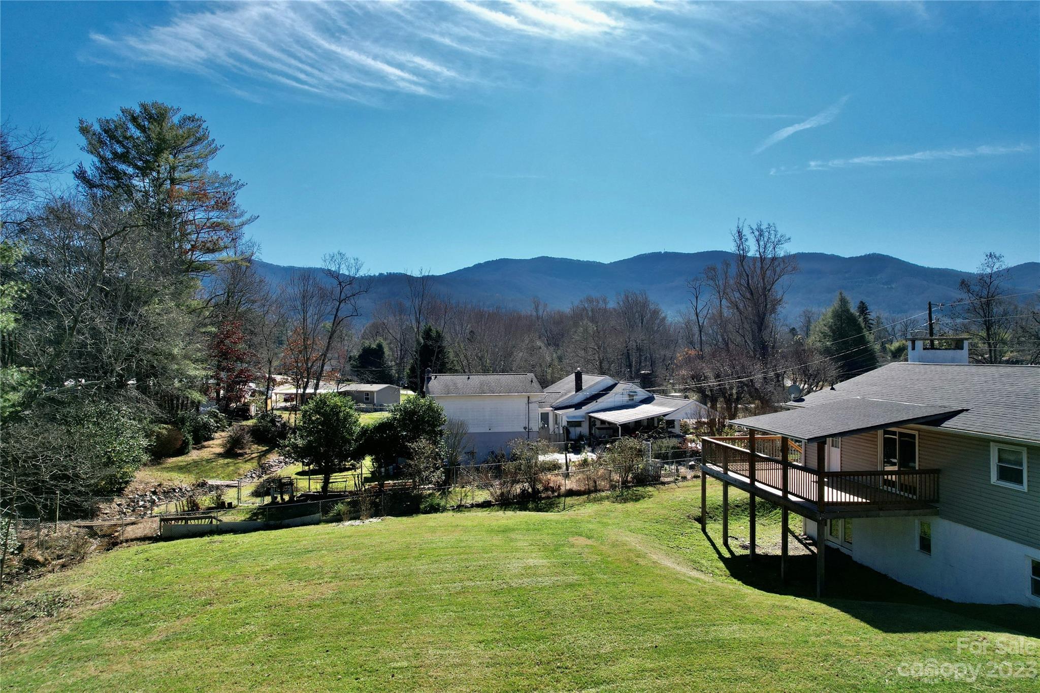306 Hawthorne Avenue Swannanoa NC 28778