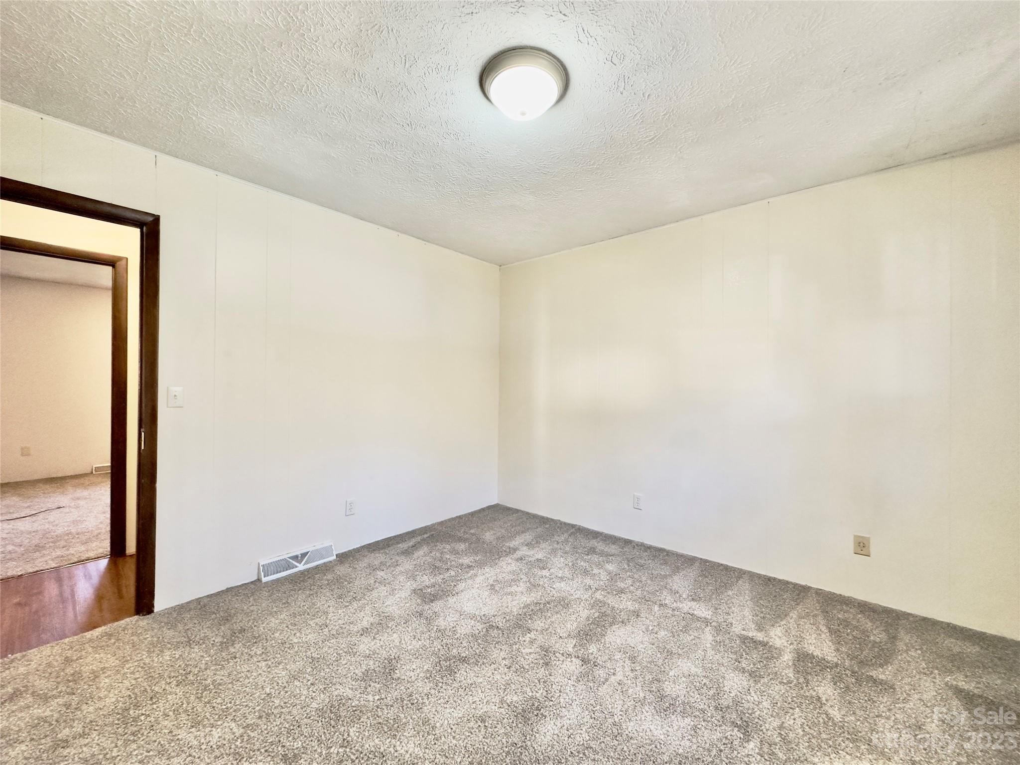 306 Hawthorne Avenue Swannanoa NC 28778