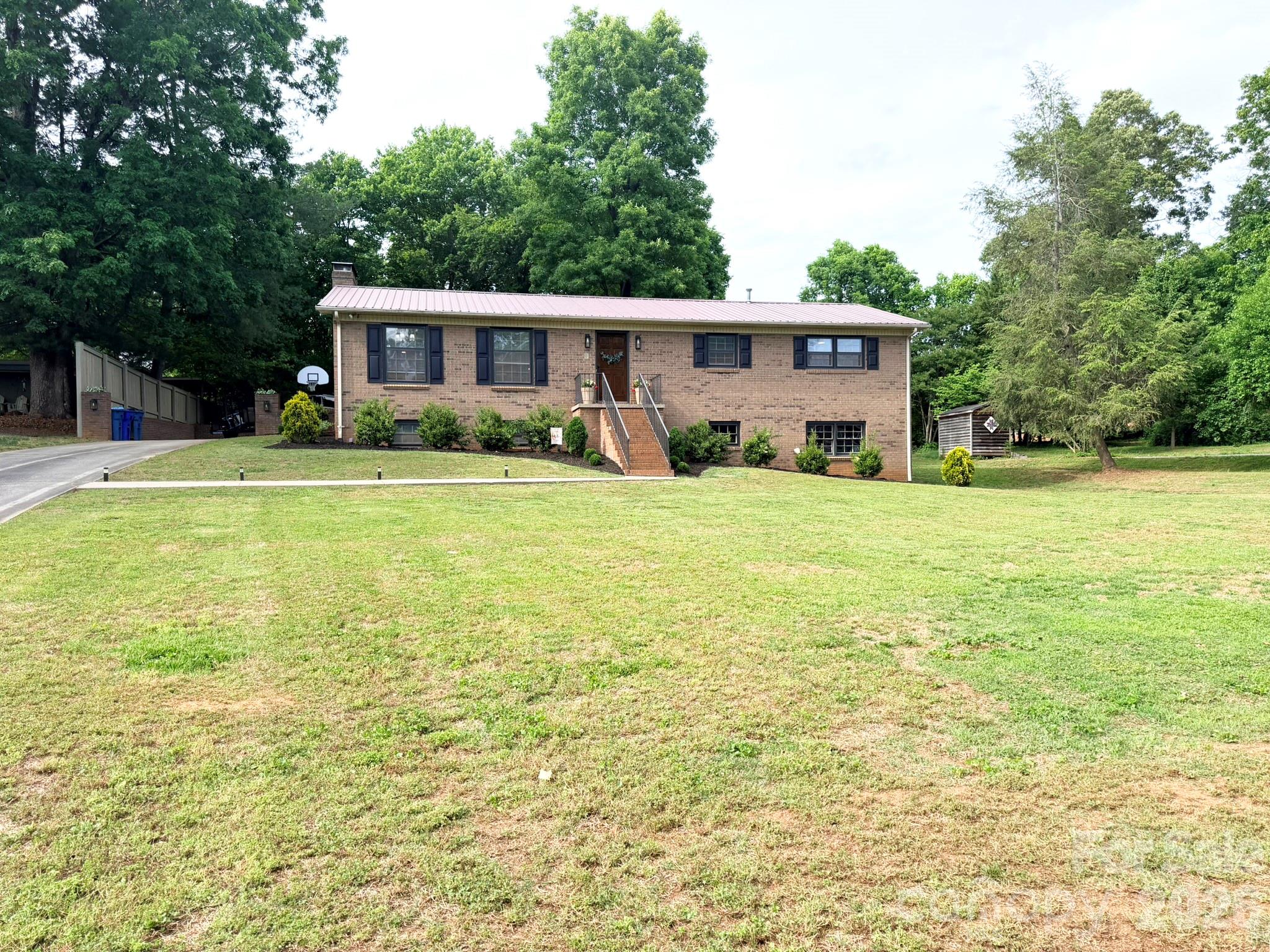 165 Northwest Road Hickory NC 28601