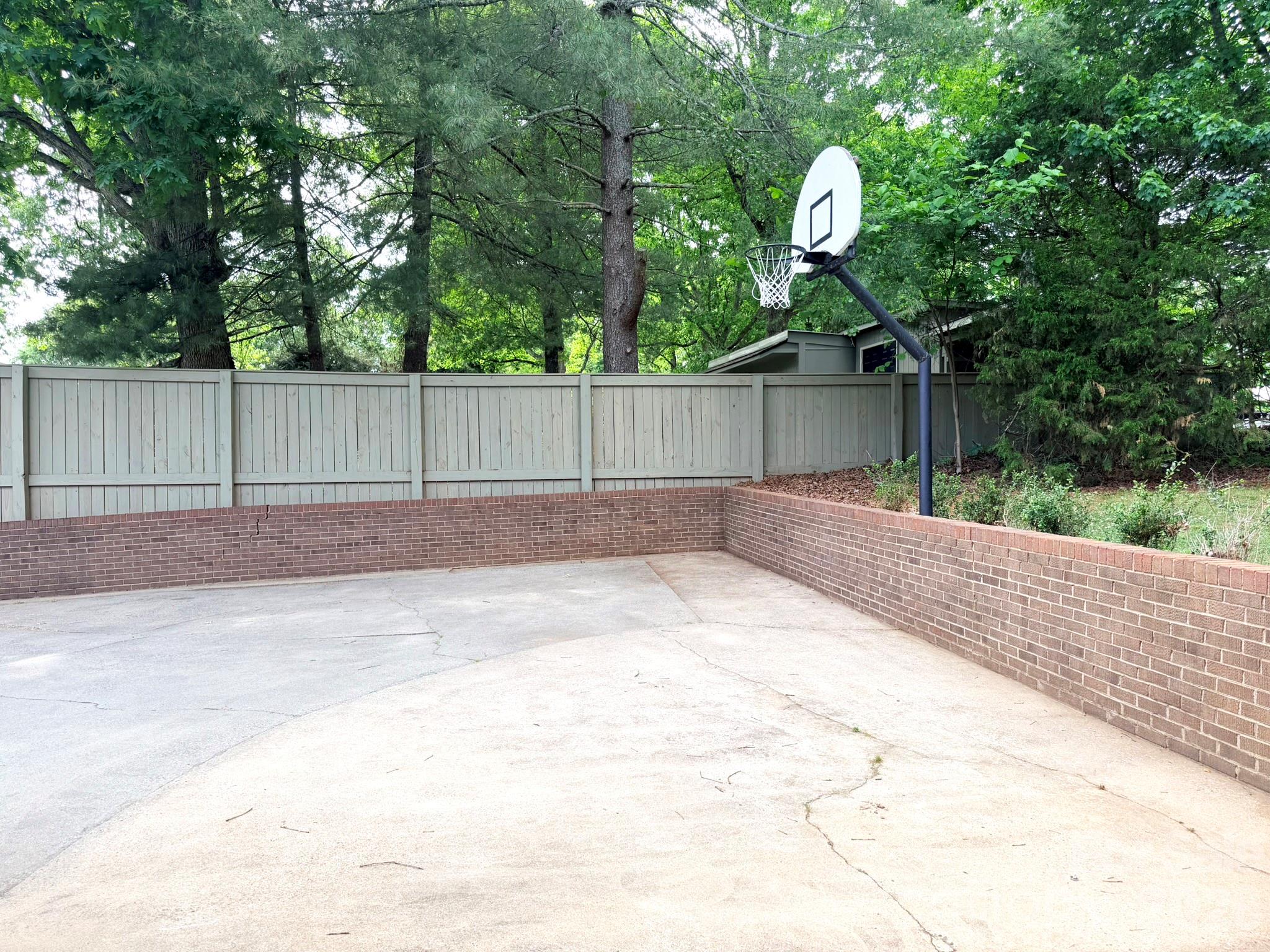 165 Northwest Road Hickory NC 28601
