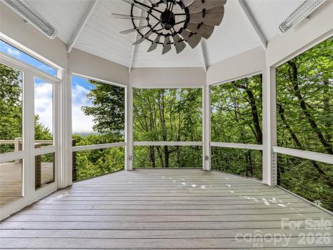 251 Toxaway Court Lake Toxaway NC 28747