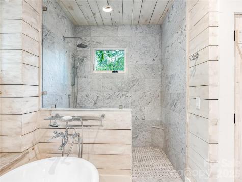 251 Toxaway Court Lake Toxaway NC 28747